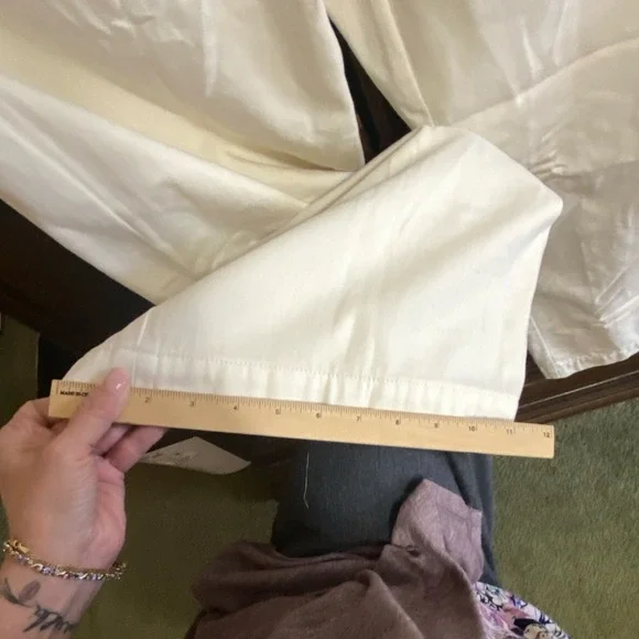 AE cozy, dreamy, drape, low rise, ultra wide leg, jean - Ivory Size S NWT - Picture 9 of 11